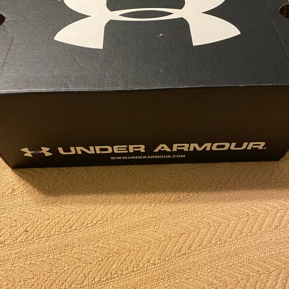 Under Armour Women’s Cross Country Tennis Shoes - Picture 5 of 9